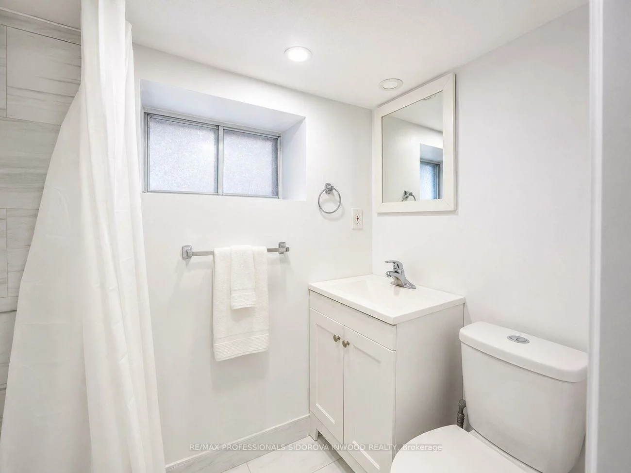 112, Clendenan, High Park North, Toronto