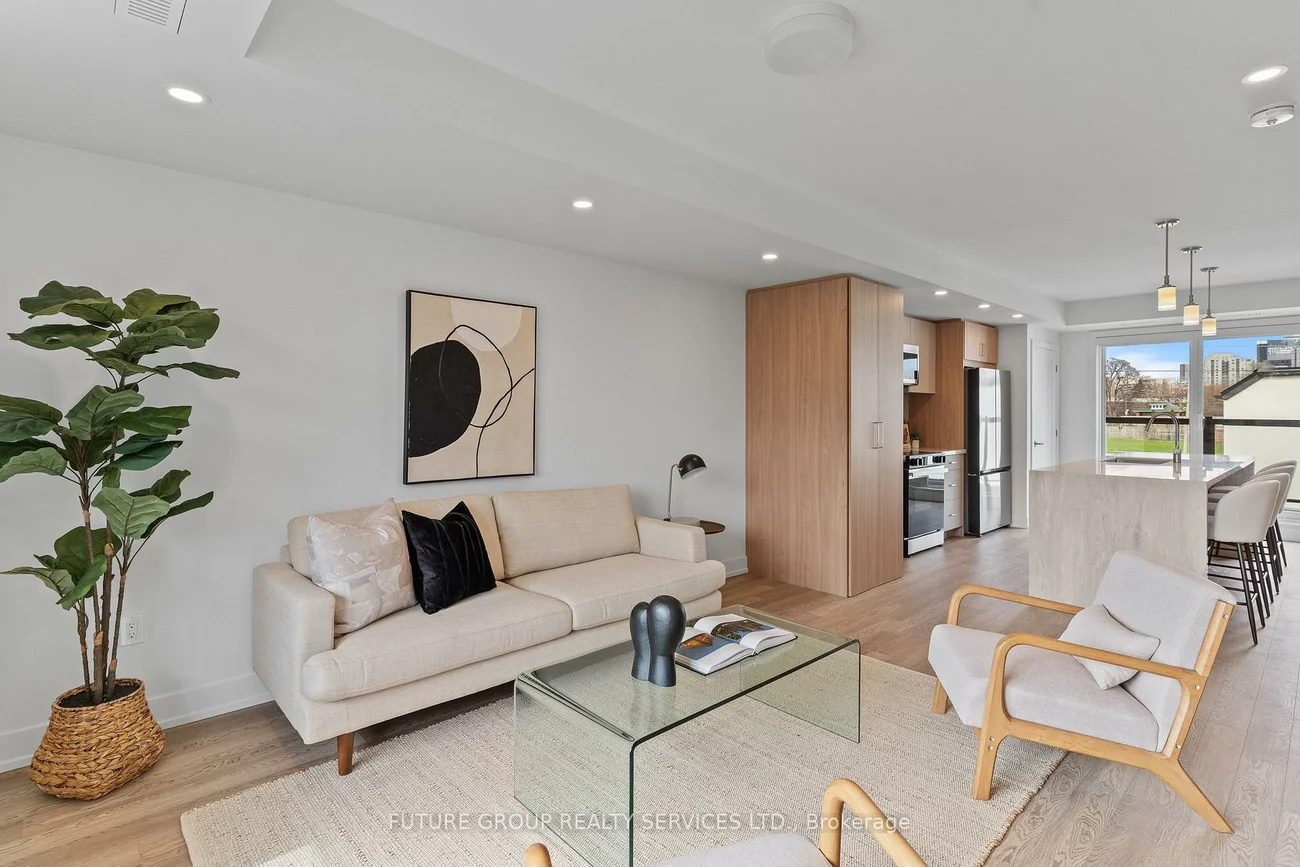 15, Acorn, Islington-City Centre West, Toronto