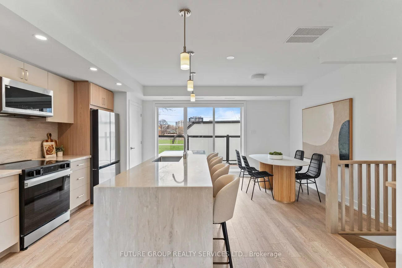 15, Acorn, Islington-City Centre West, Toronto