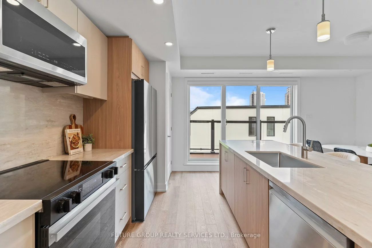 15, Acorn, Islington-City Centre West, Toronto