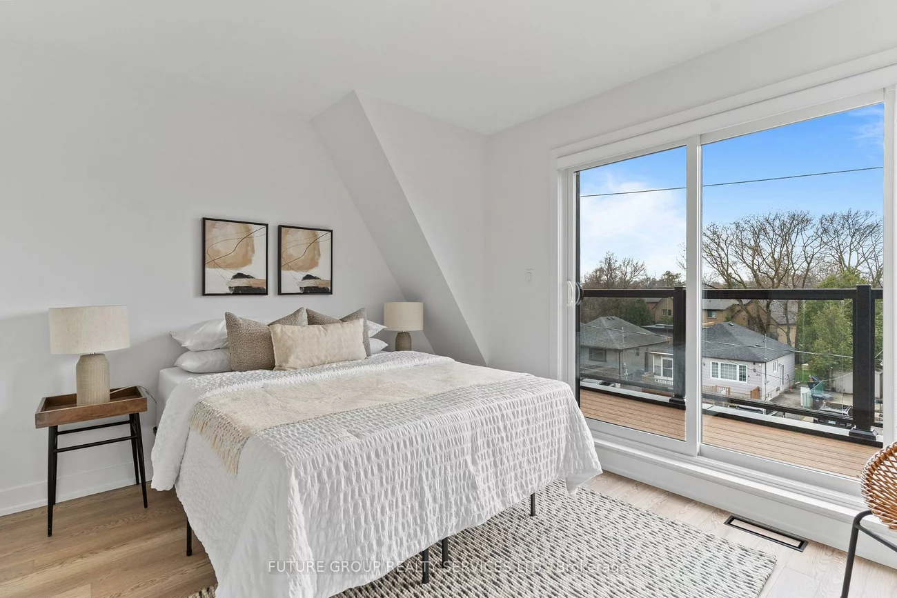 15, Acorn, Islington-City Centre West, Toronto