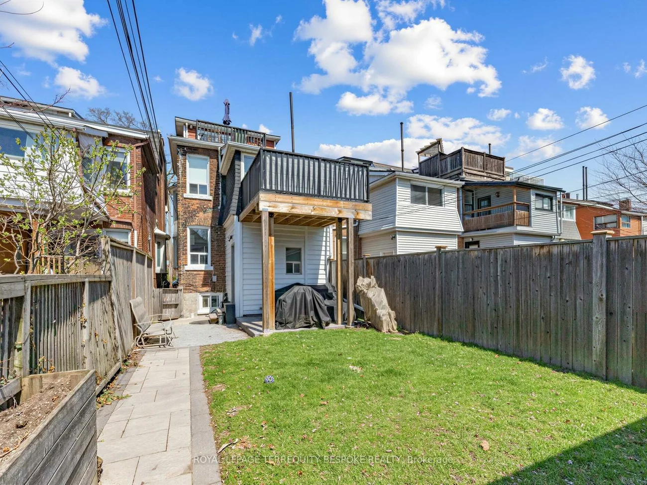 61, Chelsea, High Park North, Toronto