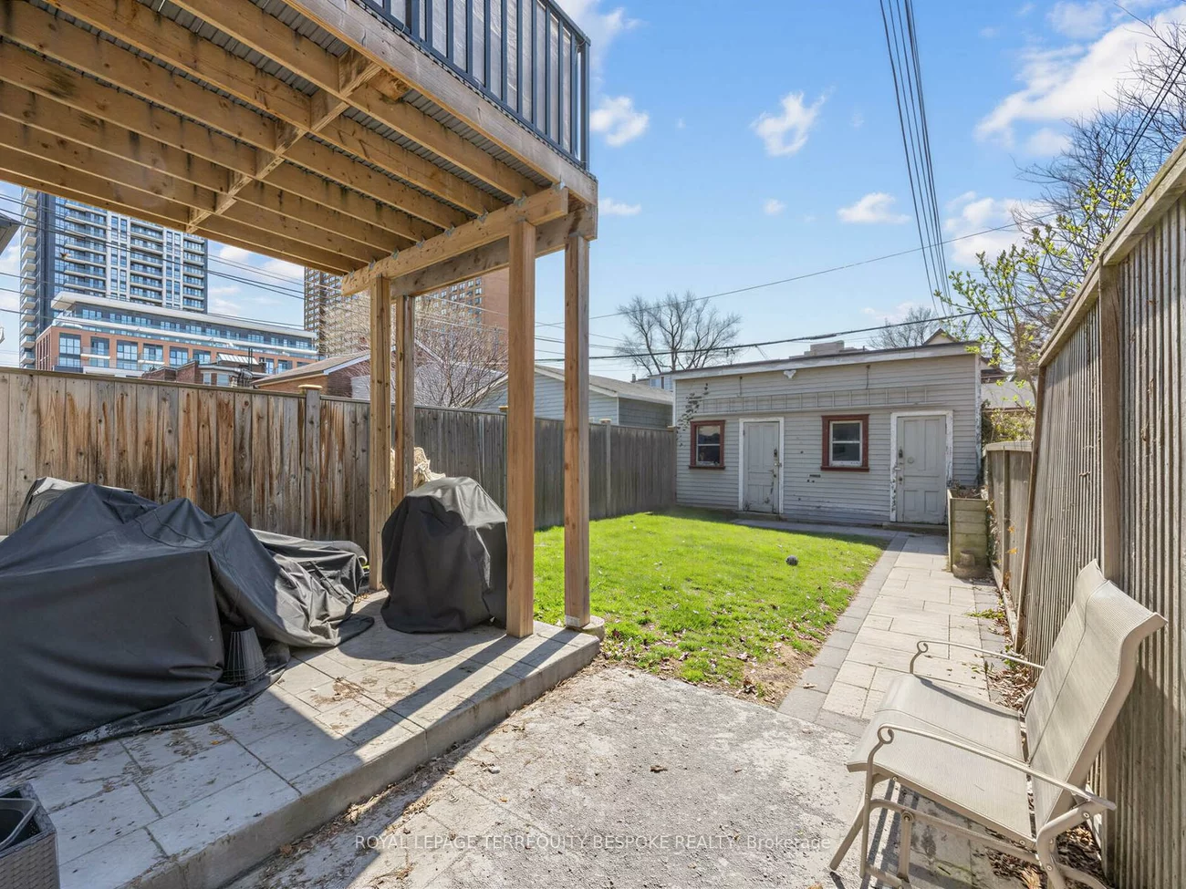 61, Chelsea, High Park North, Toronto