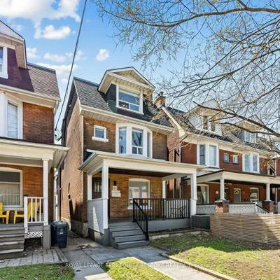 61, Chelsea, High Park North, Toronto