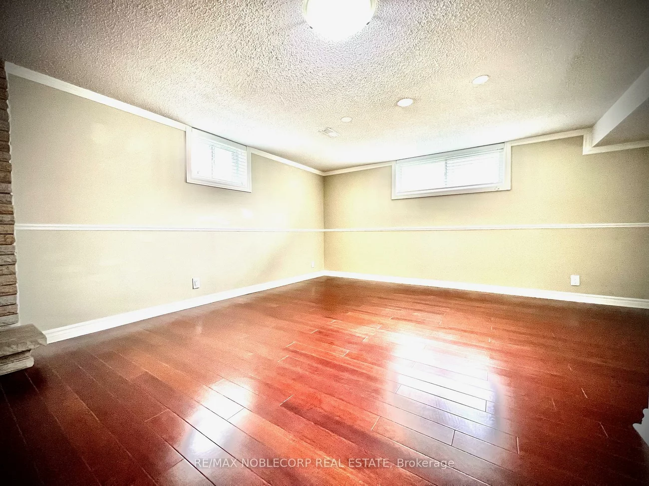 63, Bunnell, Downsview-Roding-CFB, Toronto