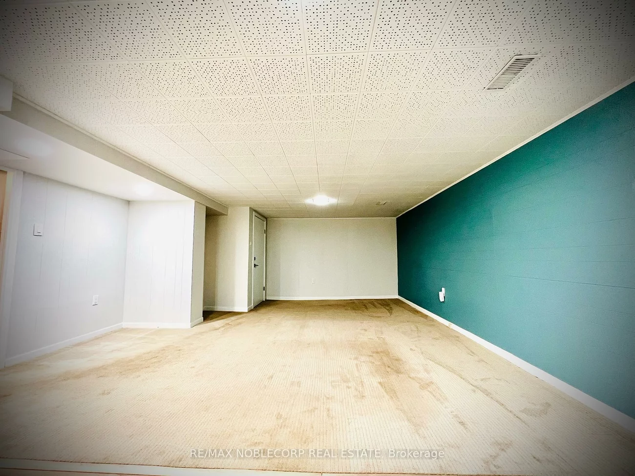 63, Bunnell, Downsview-Roding-CFB, Toronto