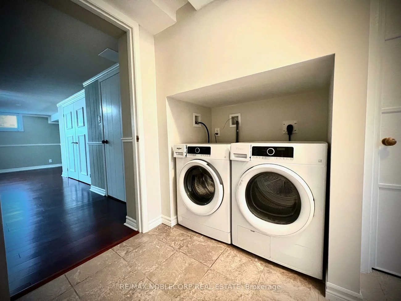63, Bunnell, Downsview-Roding-CFB, Toronto