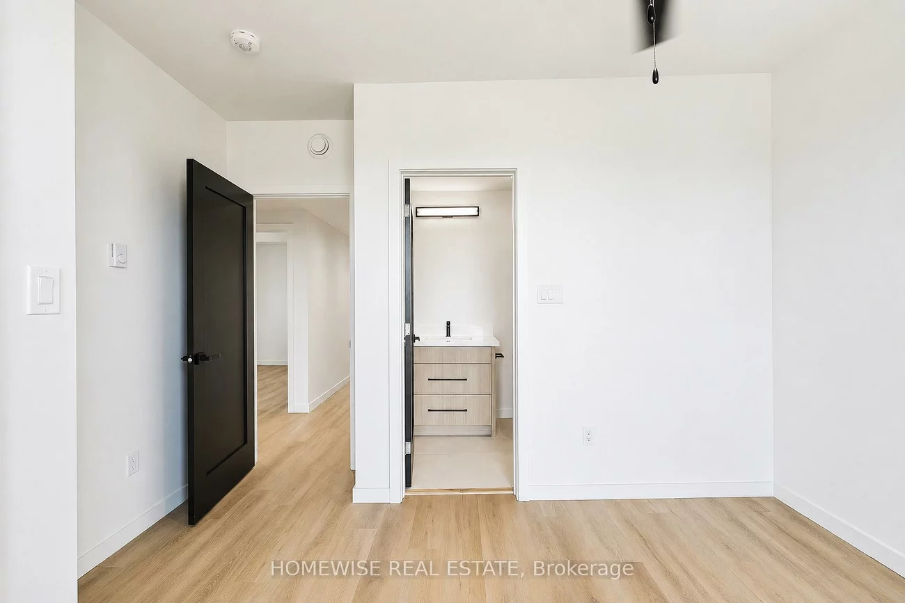 159, Locksley, Briar Hill-Belgravia, Toronto