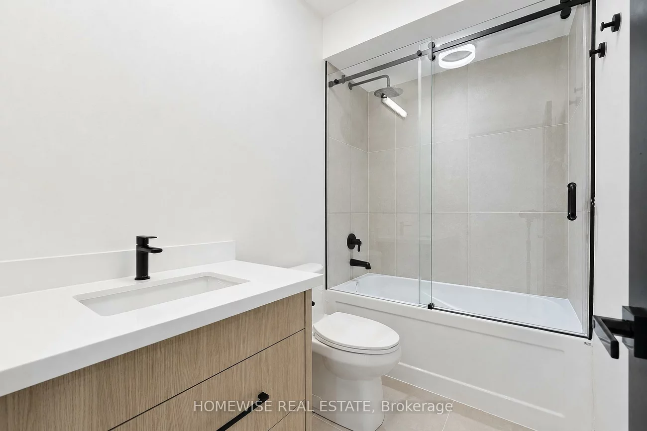 159, Locksley, Briar Hill-Belgravia, Toronto