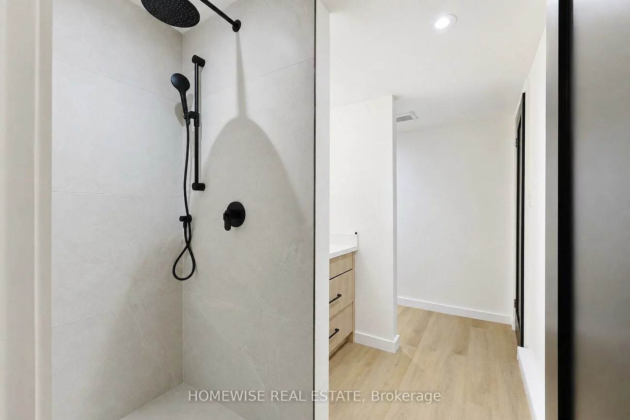 159, Locksley, Briar Hill-Belgravia, Toronto