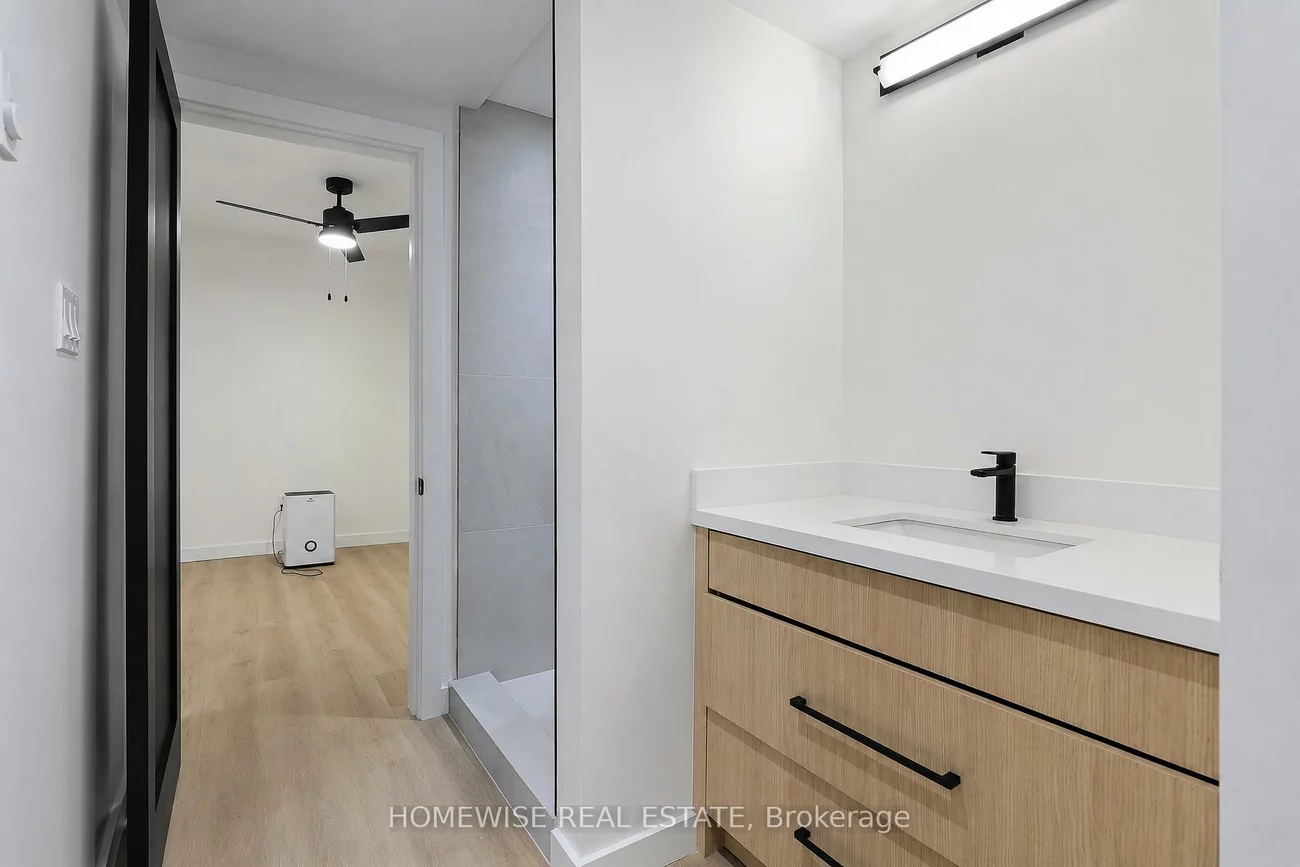159, Locksley, Briar Hill-Belgravia, Toronto