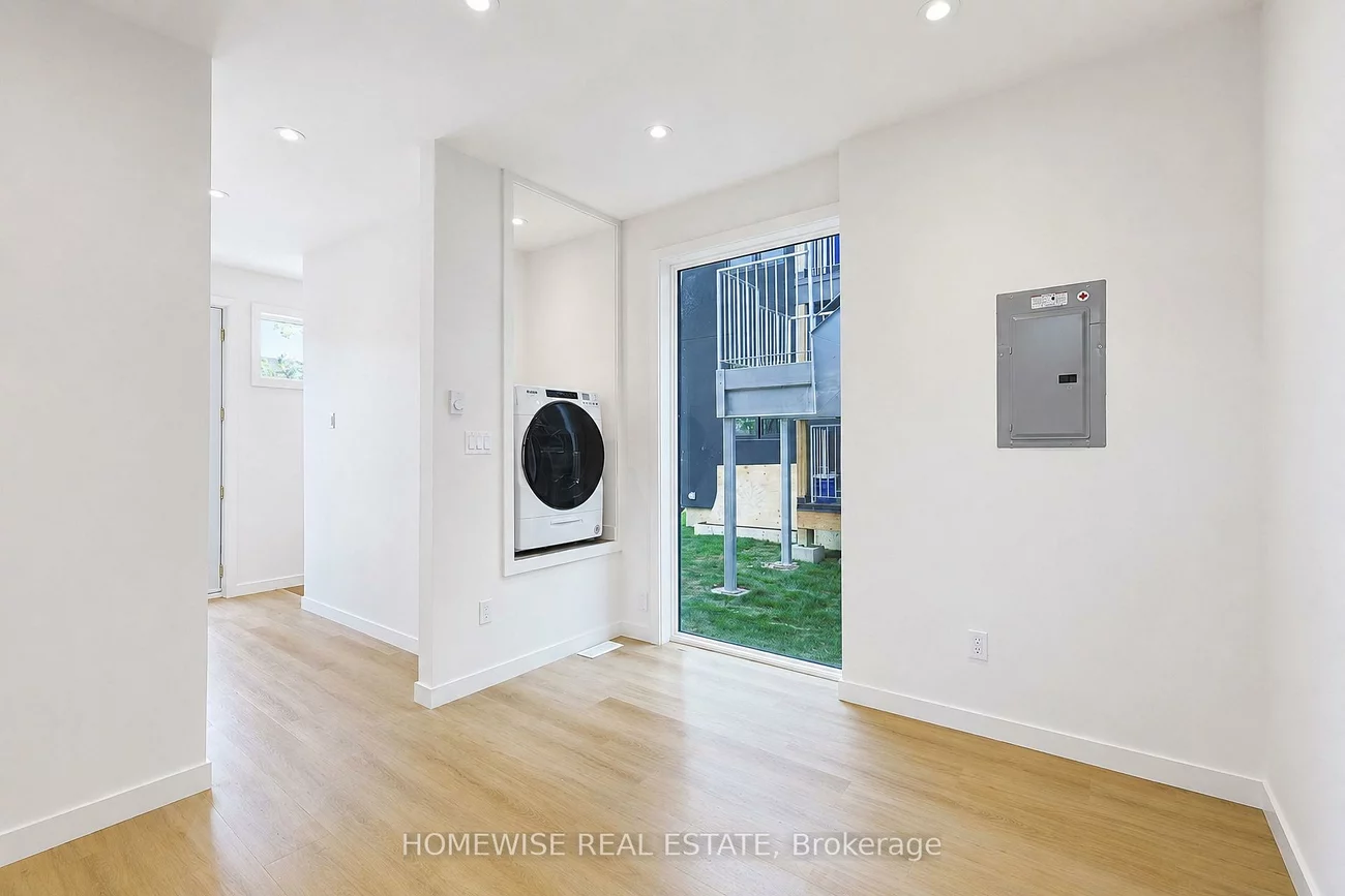 159, Locksley, Briar Hill-Belgravia, Toronto