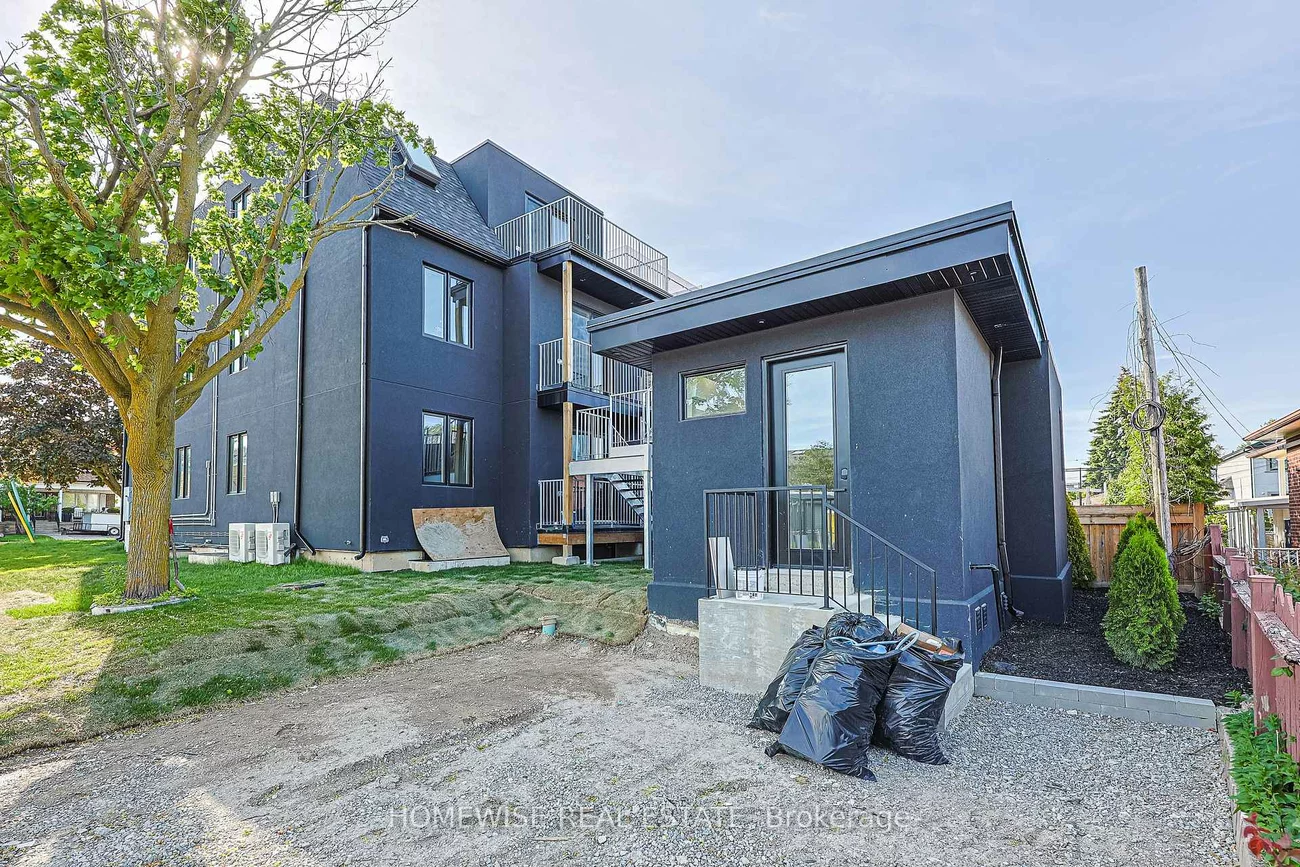 159, Locksley, Briar Hill-Belgravia, Toronto