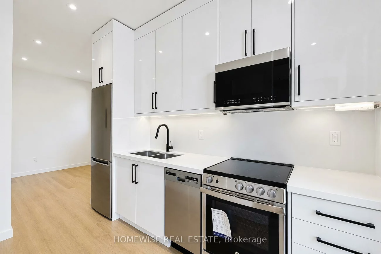 159, Locksley, Briar Hill-Belgravia, Toronto