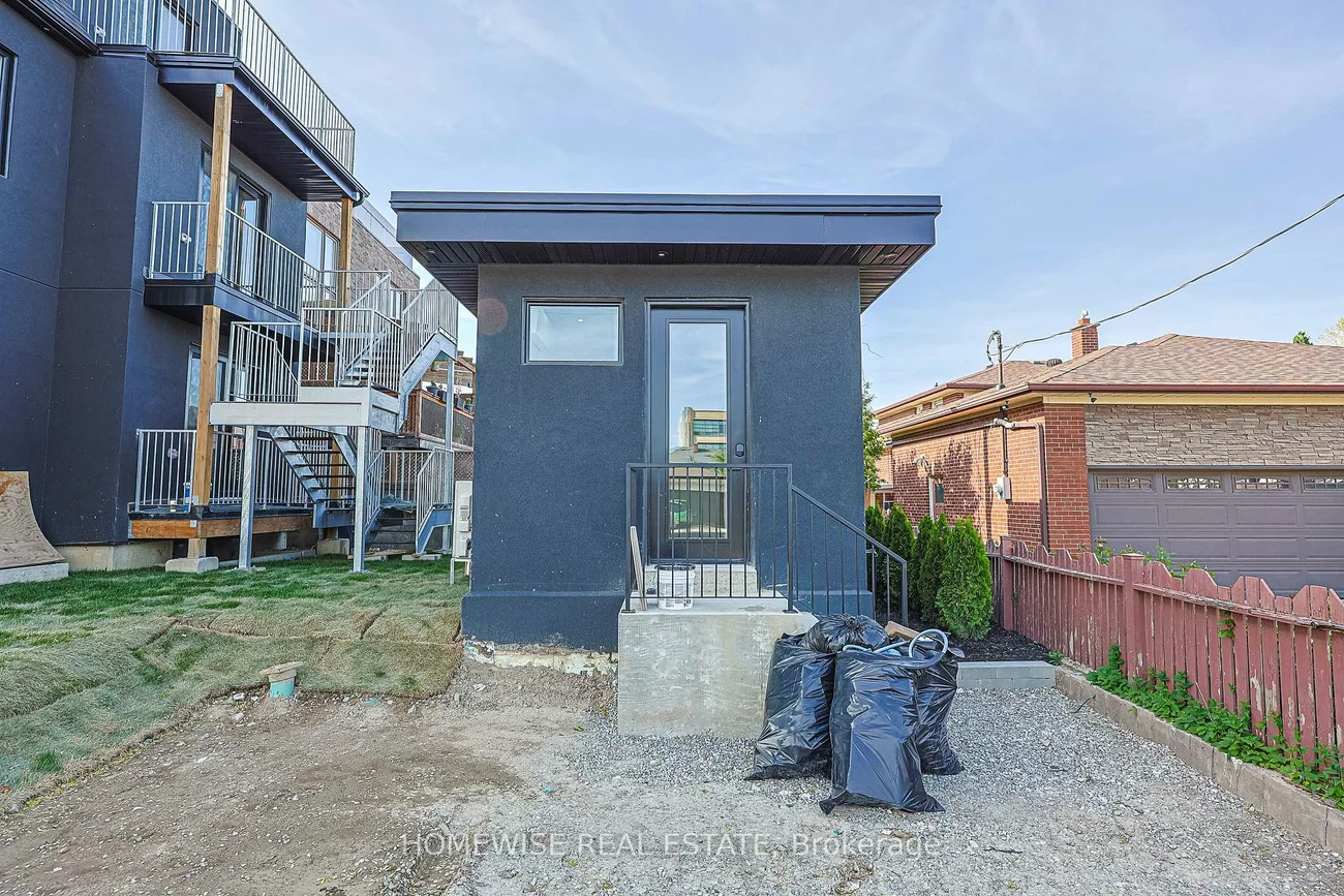 159, Locksley, Briar Hill-Belgravia, Toronto