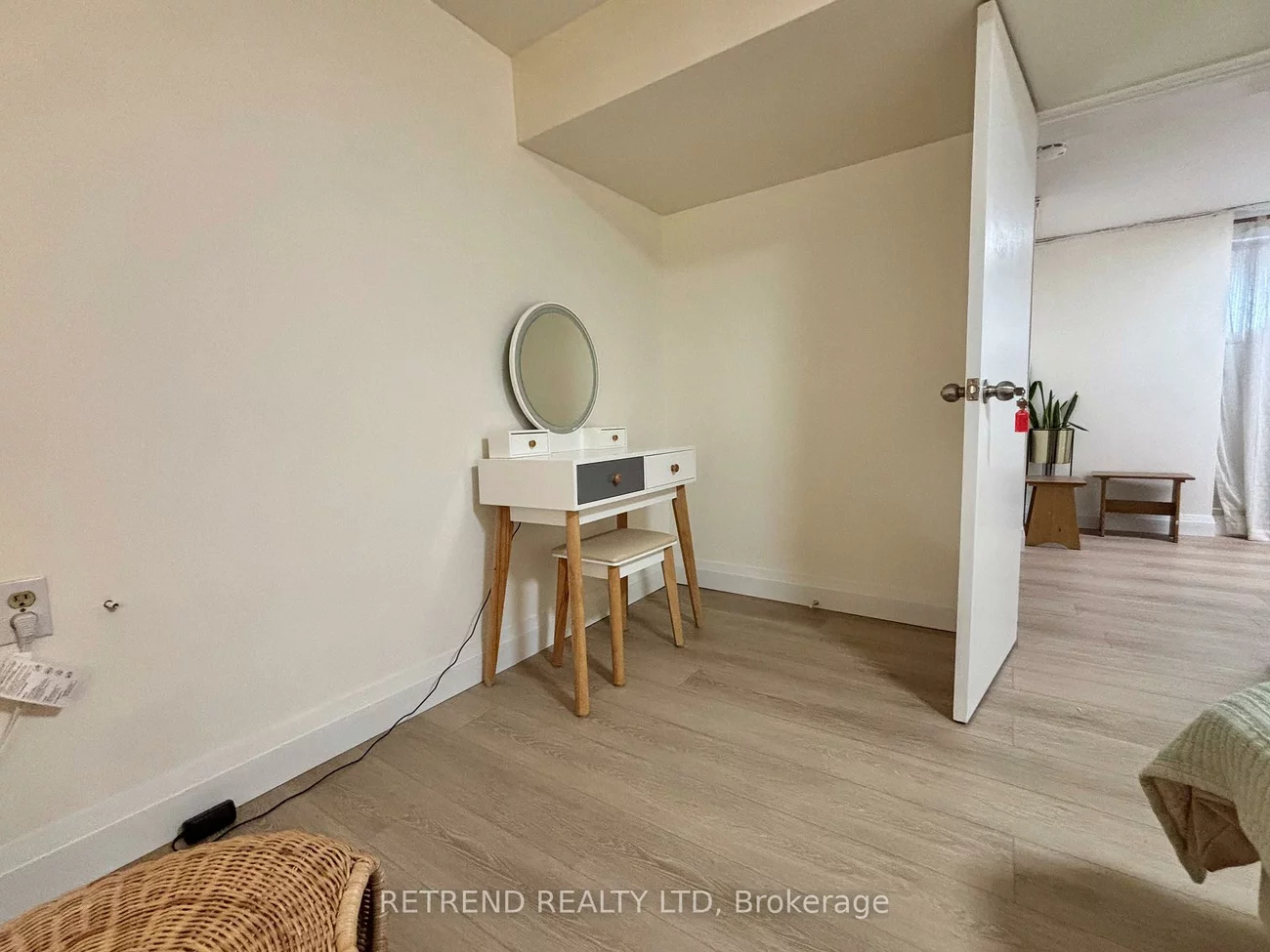 260, Ranee, Yorkdale-Glen Park, Toronto