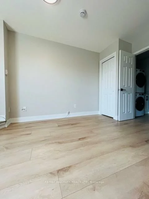 2961, Lakeshore, New Toronto, Toronto
