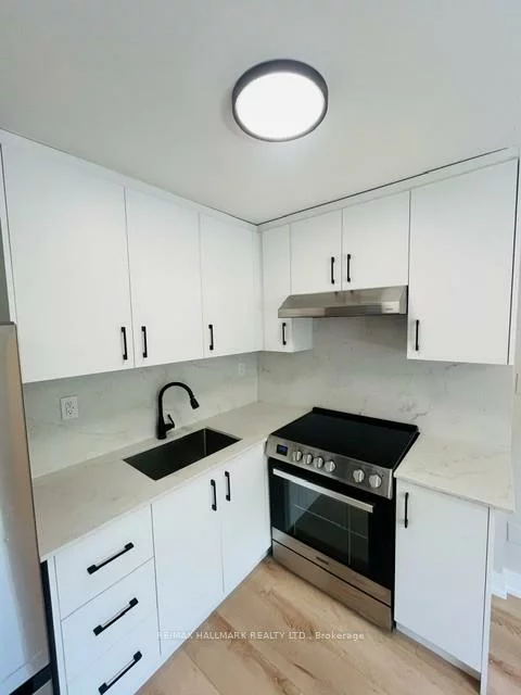2961, Lakeshore, New Toronto, Toronto