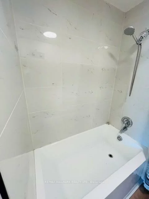 2961, Lakeshore, New Toronto, Toronto