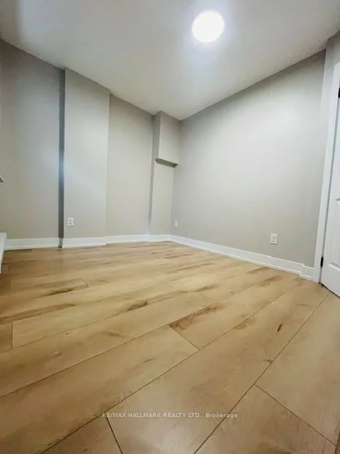 2961, Lakeshore, New Toronto, Toronto