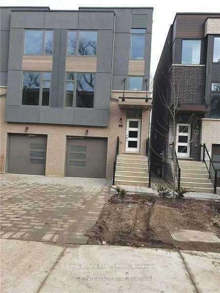 12, Creekbank, Rustic, Toronto