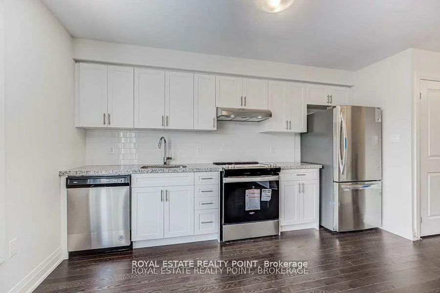 12, Creekbank, Rustic, Toronto