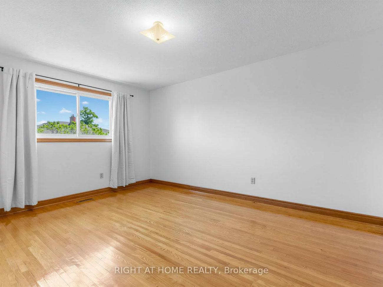 33, Arthur Griffith, Glenfield-Jane Heights, Toronto