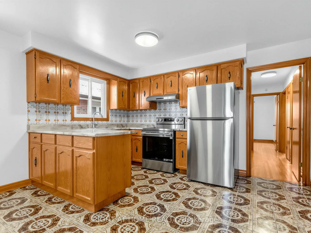 33, Arthur Griffith, Glenfield-Jane Heights, Toronto