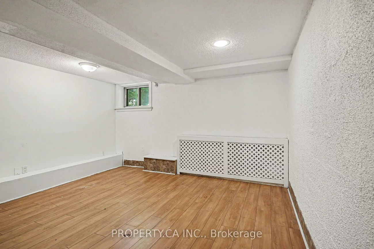 130, Lauder, Corso Italia-Davenport, Toronto