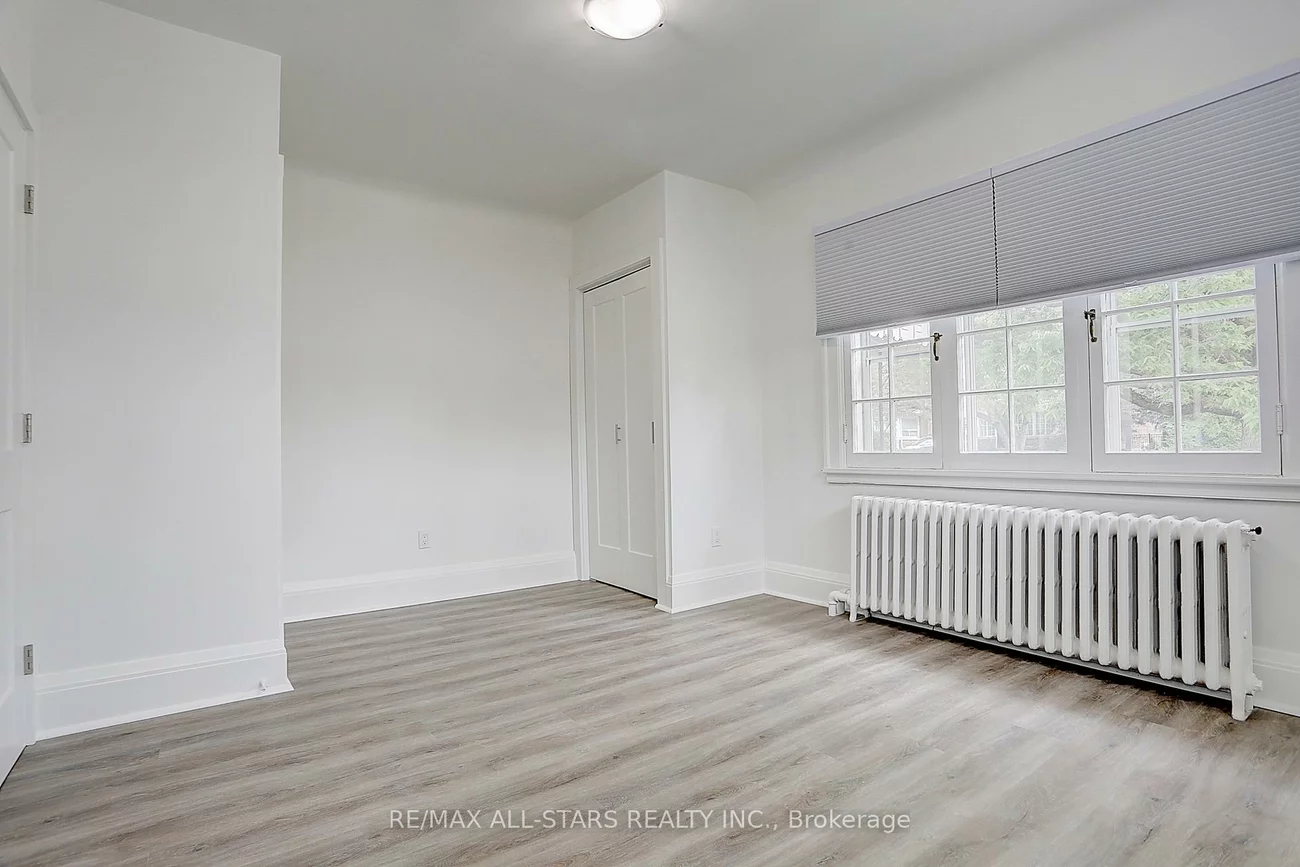 94, Thirty Ninth, Long Branch, Toronto