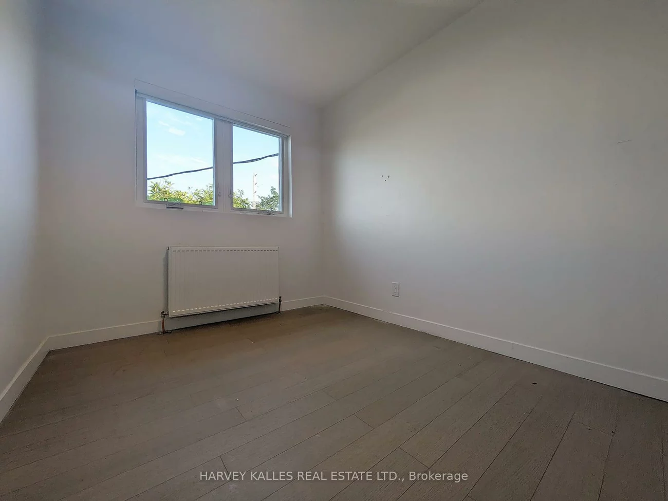 521, Browns, Alderwood, Toronto