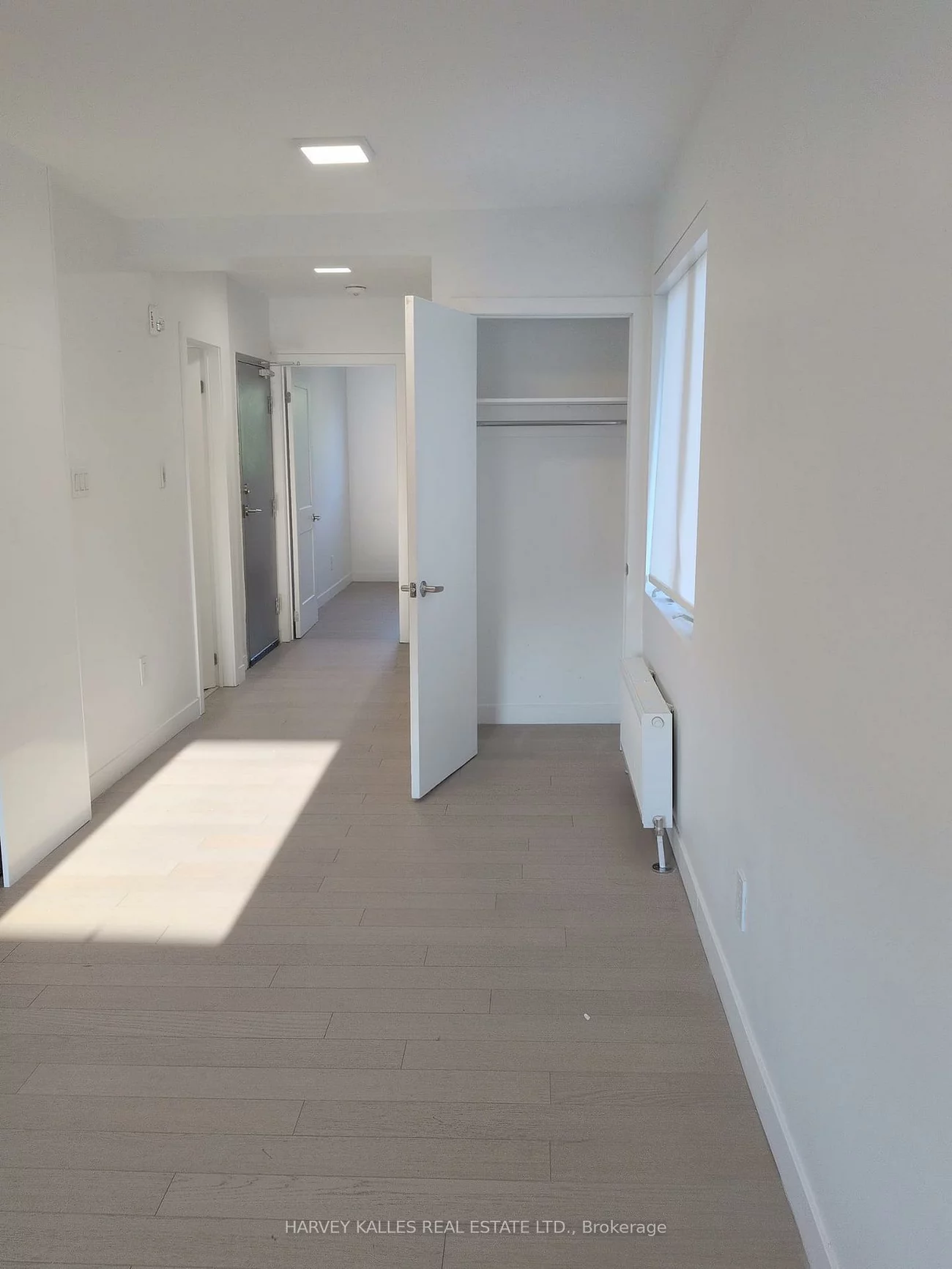 521, Browns, Alderwood, Toronto