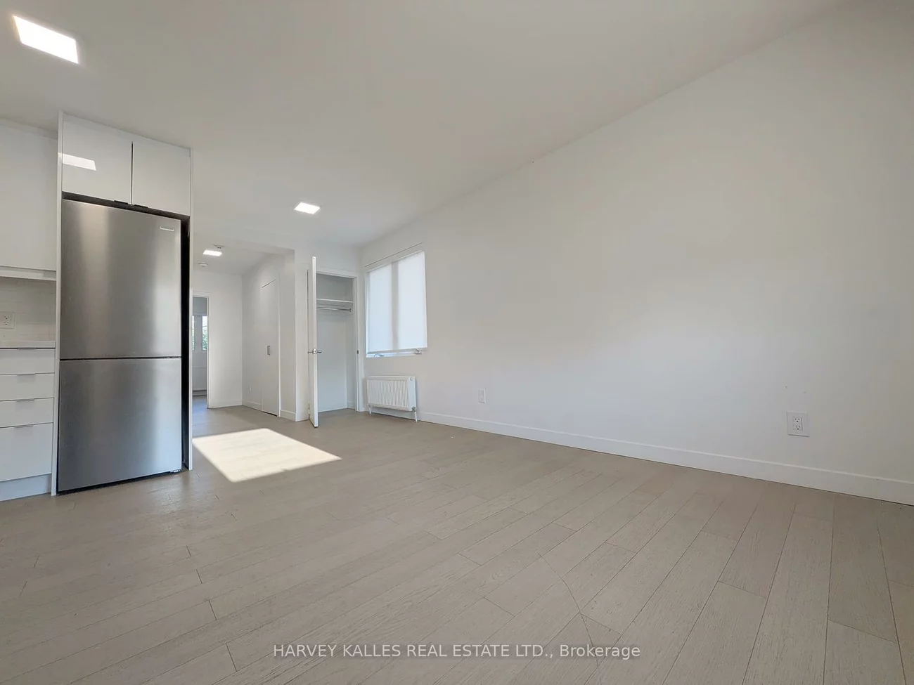 521, Browns, Alderwood, Toronto