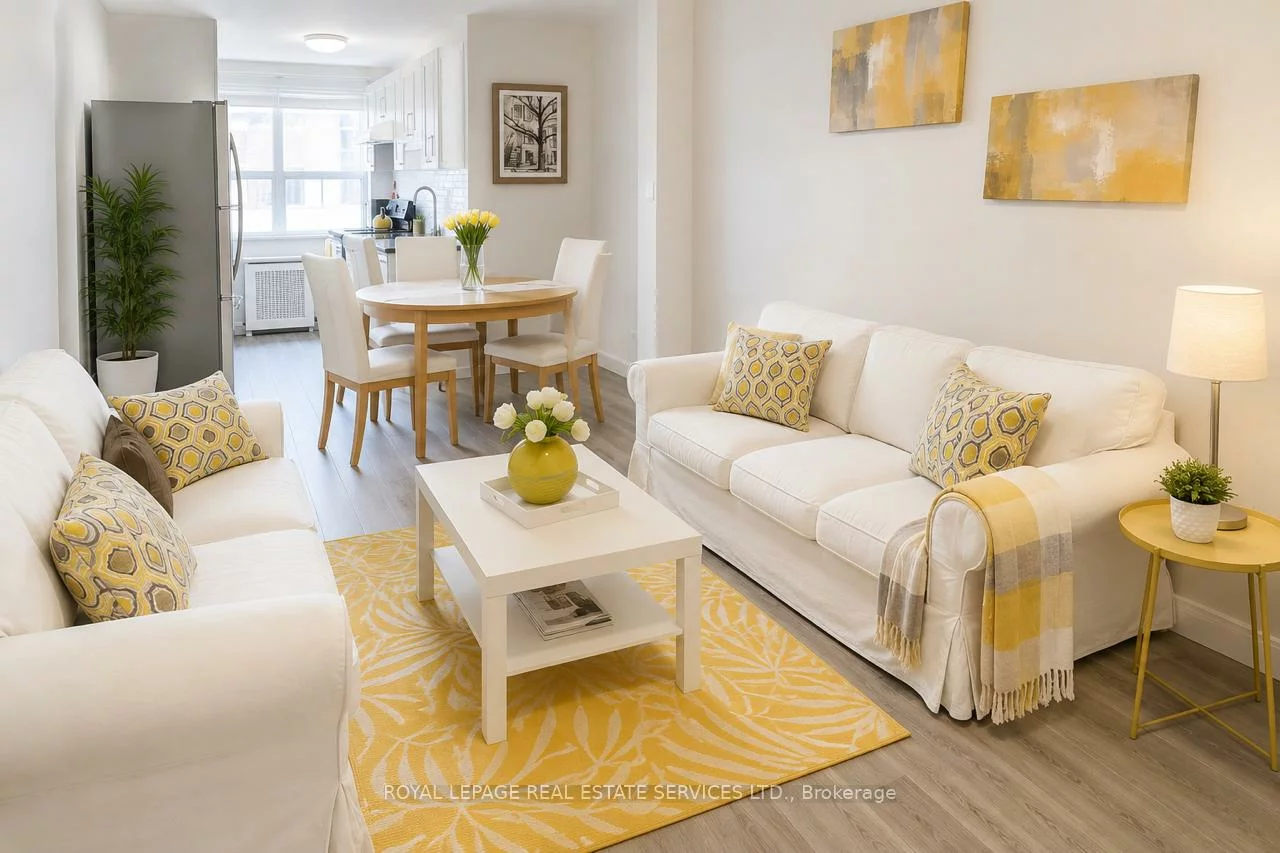 2637, Keele, Maple Leaf, Toronto