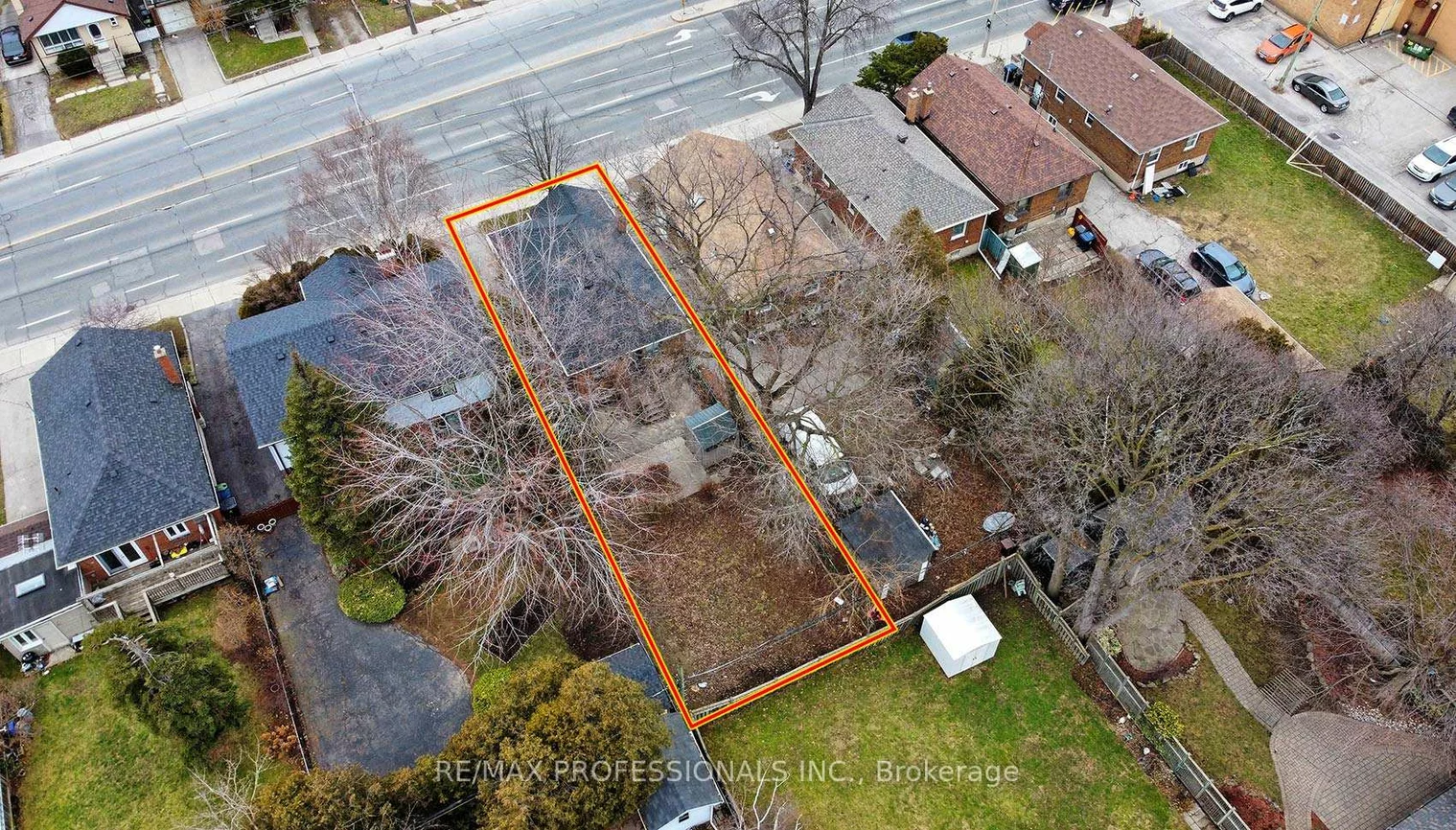 1213, Islington, Stonegate-Queensway, Toronto