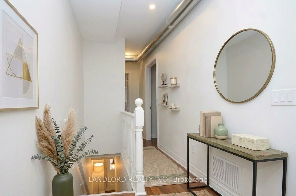 25, Miller, Weston-Pellam Park, Toronto