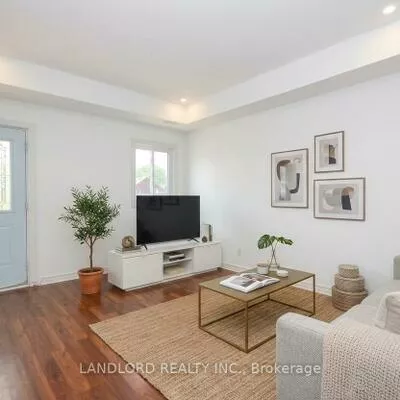 25, Miller, Weston-Pellam Park, Toronto