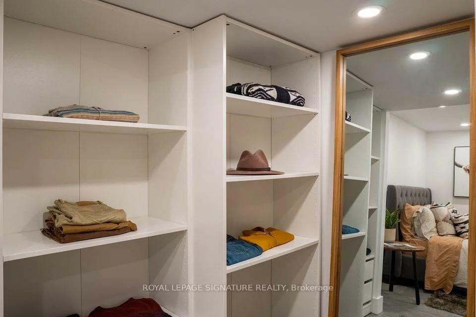166, Oakmount, High Park North, Toronto