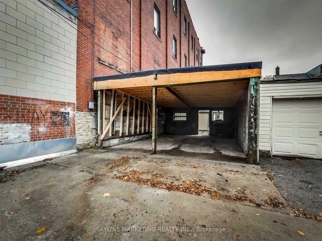 809, Dovercourt, Dovercourt-Wallace Emerson-Junction, Toronto