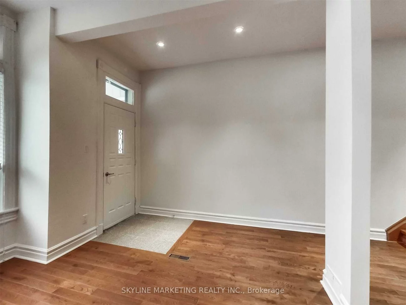 809, Dovercourt, Dovercourt-Wallace Emerson-Junction, Toronto