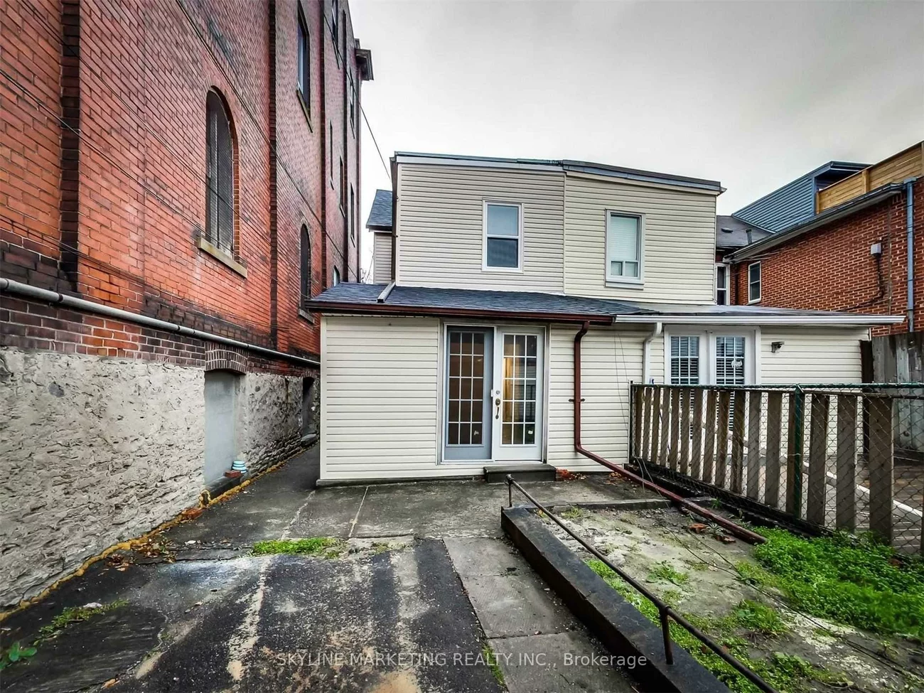 809, Dovercourt, Dovercourt-Wallace Emerson-Junction, Toronto