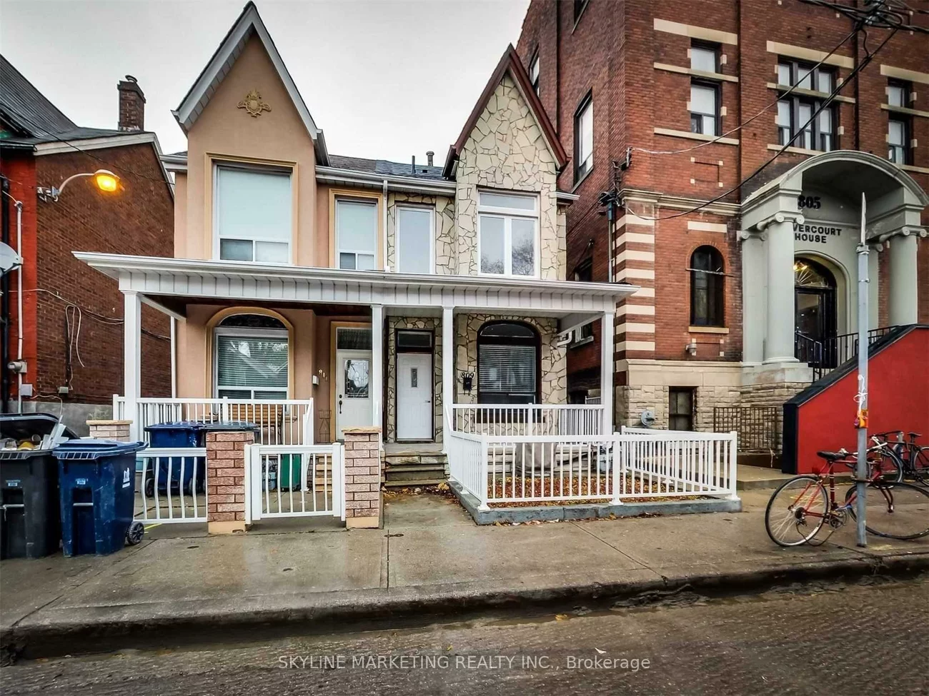 809, Dovercourt, Dovercourt-Wallace Emerson-Junction, Toronto