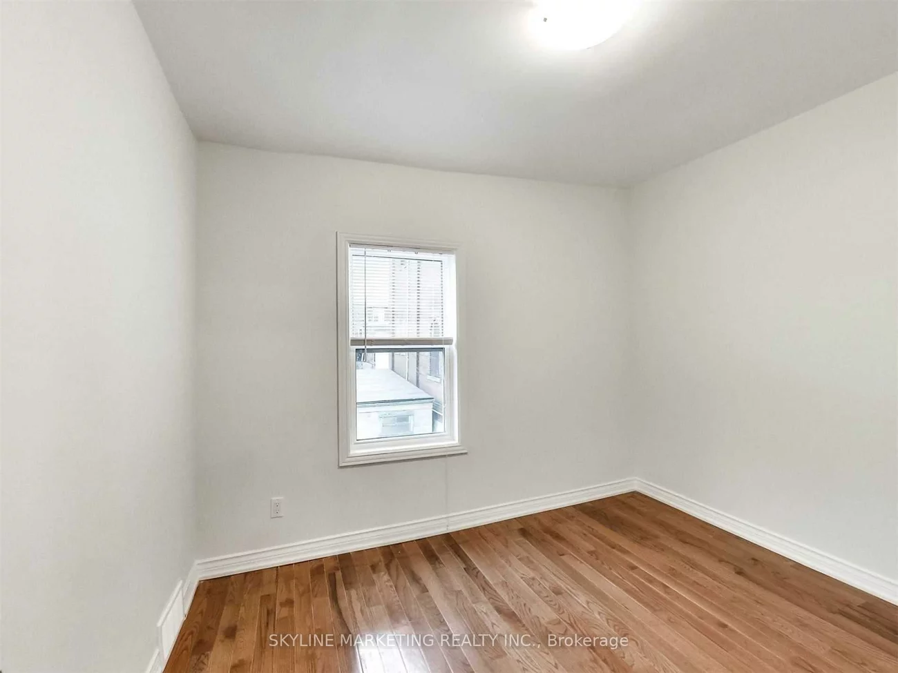809, Dovercourt, Dovercourt-Wallace Emerson-Junction, Toronto
