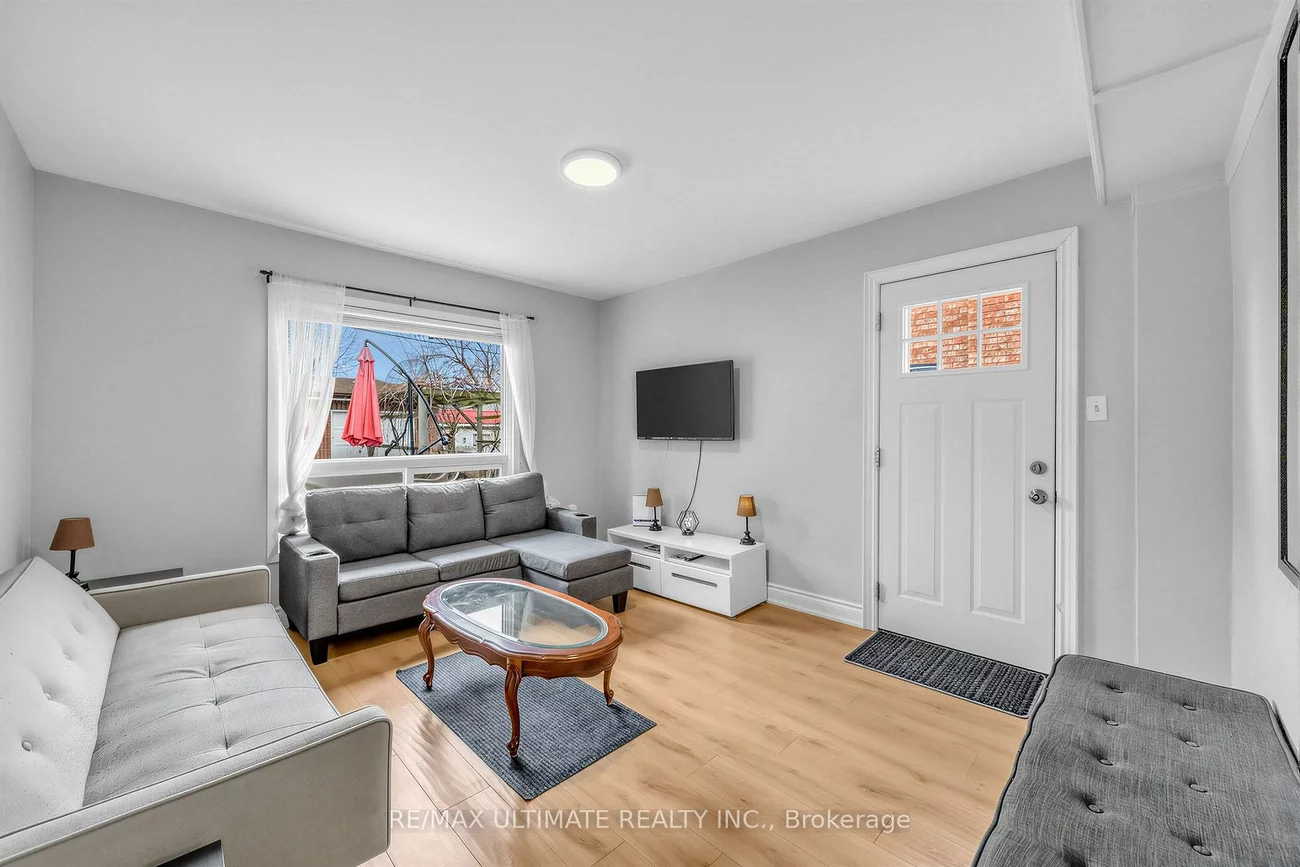 57, Shanly, Dovercourt-Wallace Emerson-Junction, Toronto