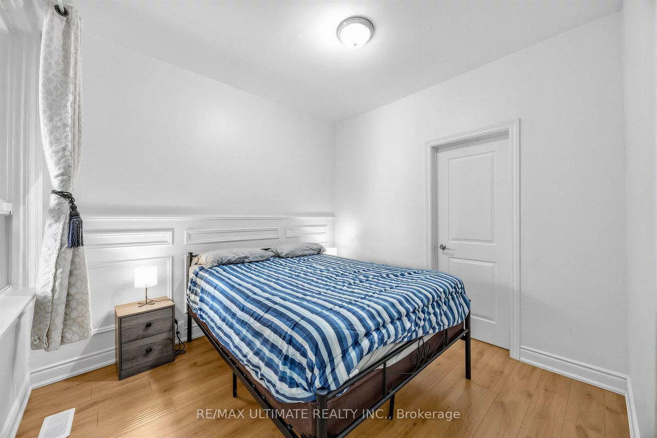 57, Shanly, Dovercourt-Wallace Emerson-Junction, Toronto