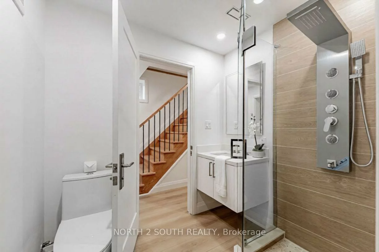 9, Glenvalley, Mount Dennis, Toronto