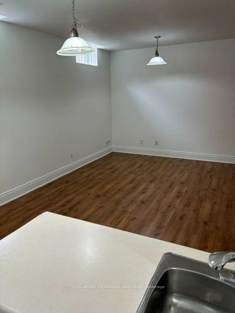 154, Regent, Downsview-Roding-CFB, Toronto