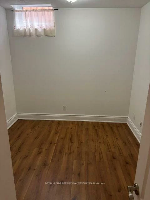 154, Regent, Downsview-Roding-CFB, Toronto