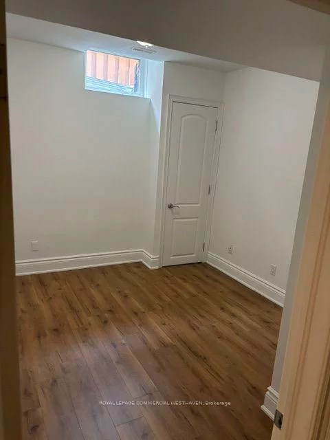 154, Regent, Downsview-Roding-CFB, Toronto