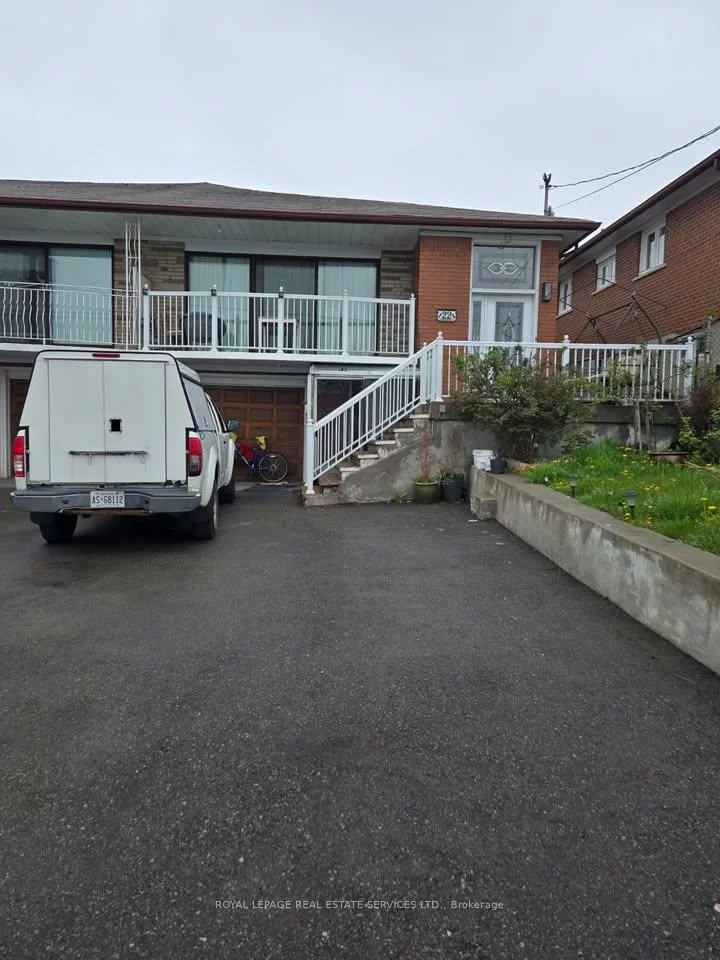 22, Brubeck, Humbermede, Toronto